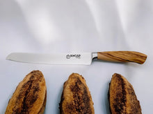 Lade das Bild in den Galerie-Viewer, Brotmesser "Sana" - 22cm - Olivenholz
