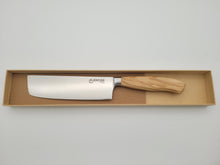 Lade das Bild in den Galerie-Viewer, Nakiri &quot;Elias&quot; - 17cm - Olivenholz
